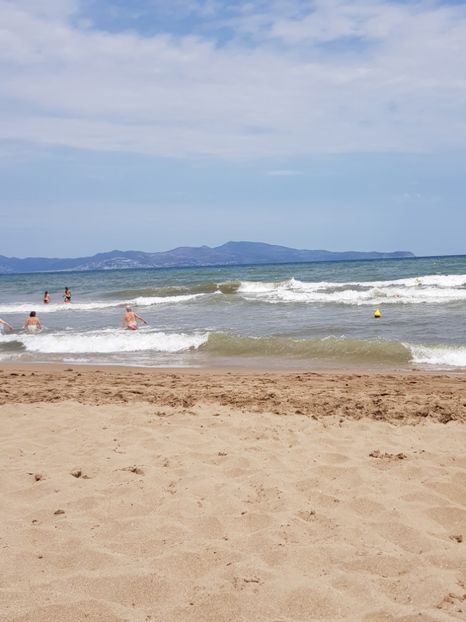 Empuriabrava - Olot si altele