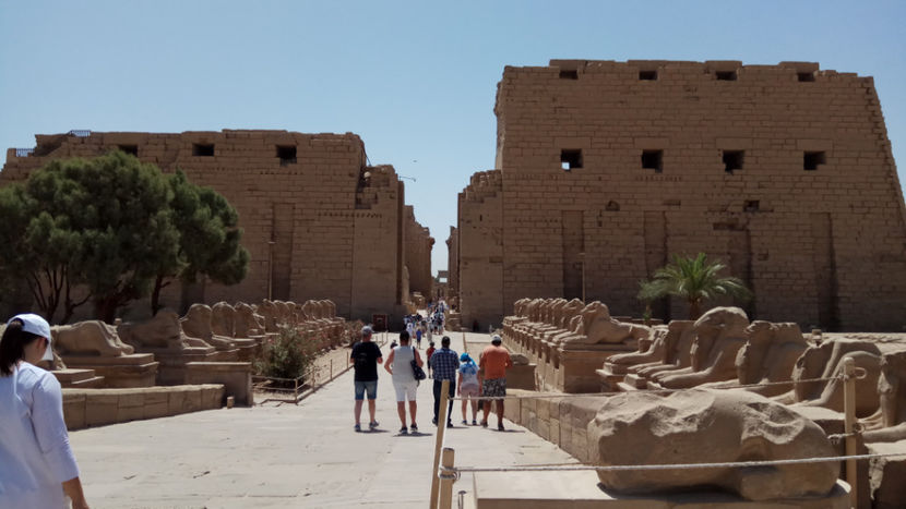 intrare Karnak - Karnak 2019
