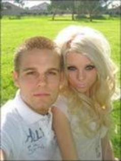 VUSIEQBUOMYJWNPMAZR - guinzzy davizz