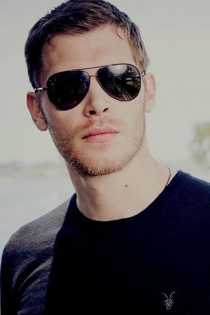 Fa esti pr;sta.?  Ti-am zis ca sigur suntem cautati si sa porti ochelari? - episodul 65