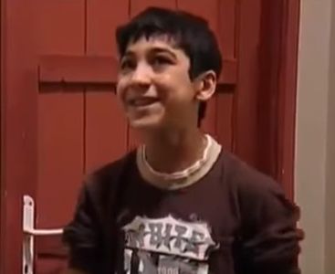 Hai sa ascultam niste manele *il ia pe Razvan*=)) - episodul 65