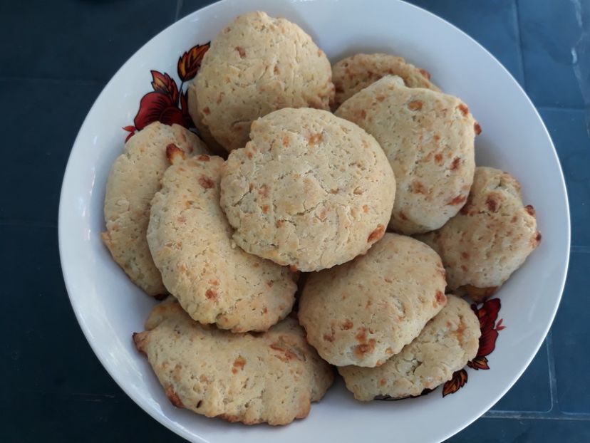 Biscuiti cu brânză și vanilie - Retete 1