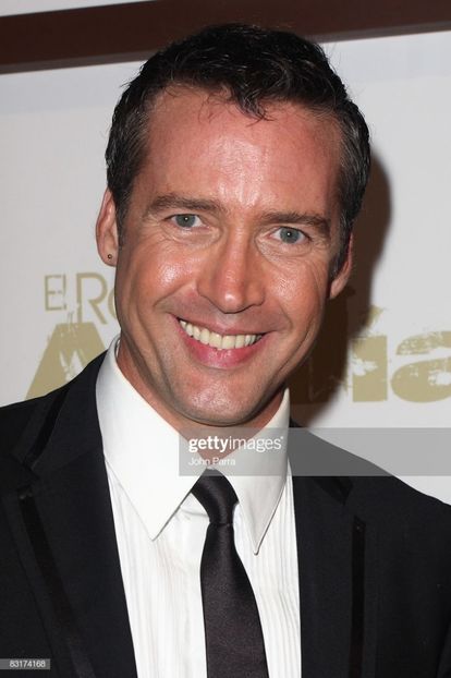 Andres Garcia Jr.-Padre Benito - El Rostro de Analia