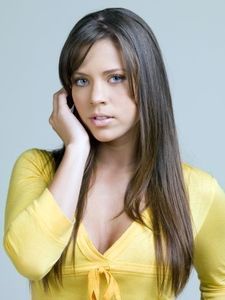 Camila - El Rostro de Analia