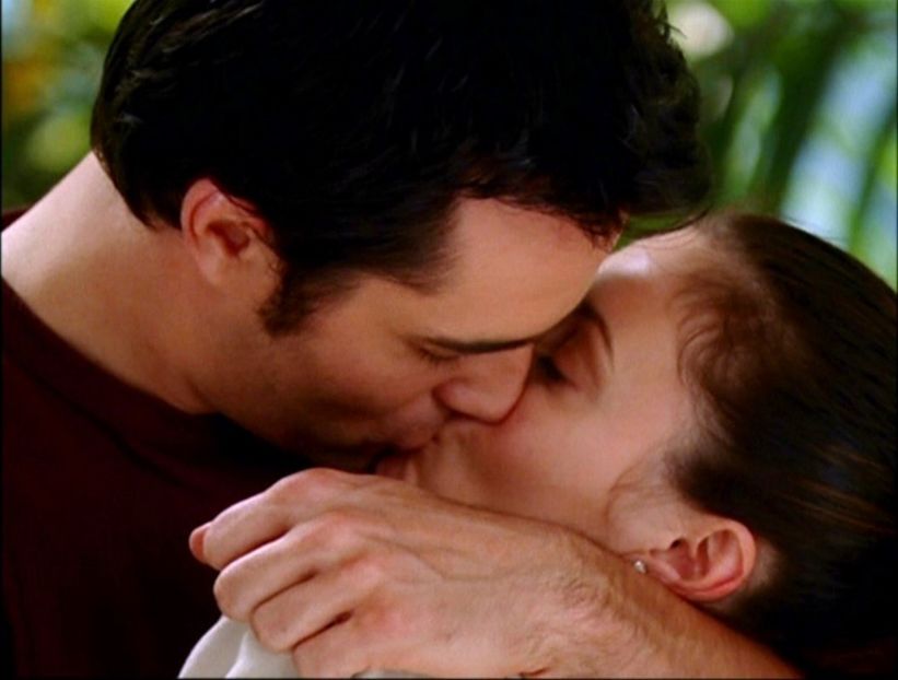 Phoebe and Coop - Charmed