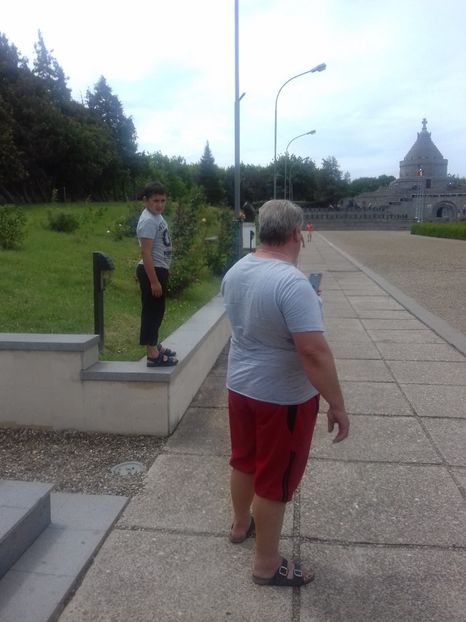  - Mărășești cimitirul eroilor