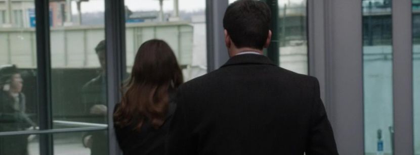 ▬ pana afara, dar nu inainte de a se asigura ca acel plic ajunge in posesia ei de - ep 03 - Its just an empty voice screaming out for help