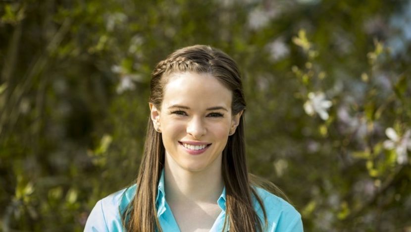 Danielle Panabaker-Lauren - Hallmark movies