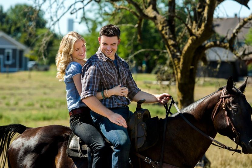 Jesse Hutch-Brett Jarrett - Hallmark movies