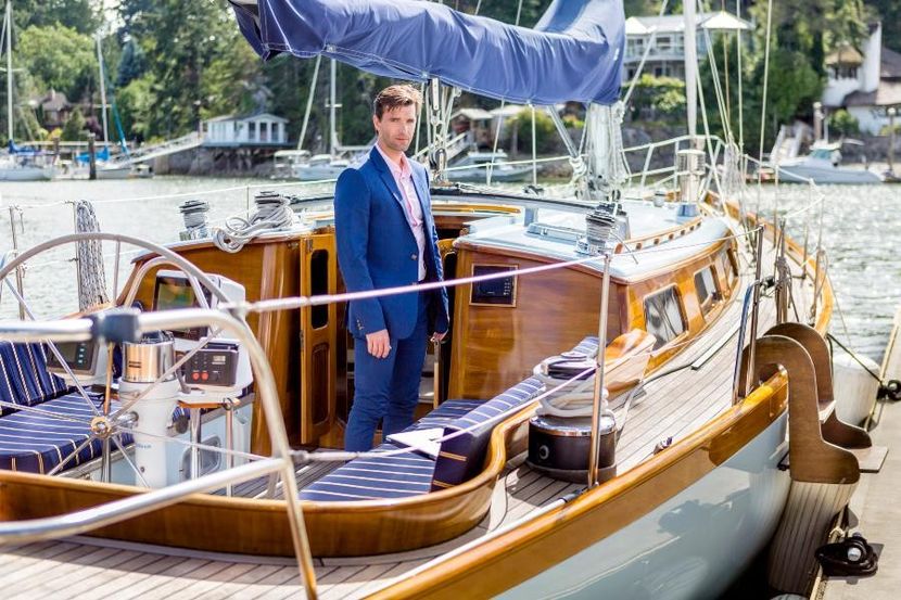 Lucas Bryant-Colin Fitzgerald - Hallmark movies