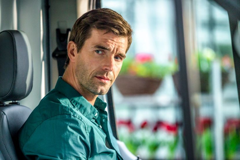 Lucas Bryant-Tom Nowak - Hallmark movies