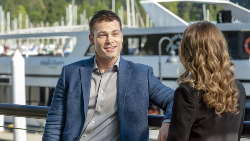 Shawn Roberts-Ben Reynolds - Hallmark movies