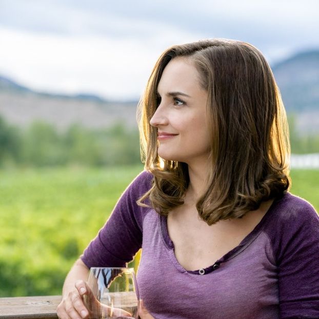 Rachel Leigh Cook-Frankie Baldwin - Hallmark movies
