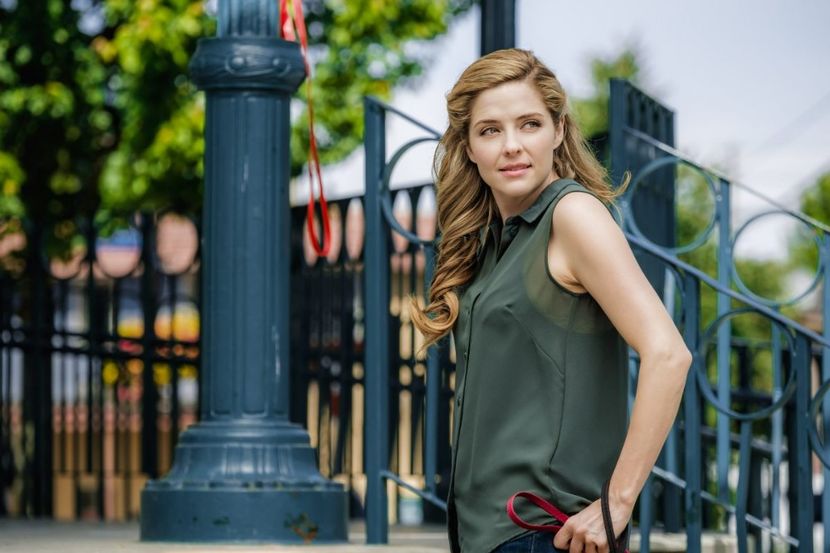 Jen Llilley-Carly Monroe - Hallmark movies