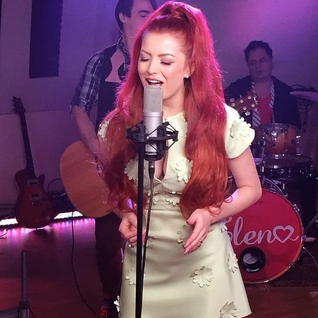  - 0 a A-EG 30idolchallenge