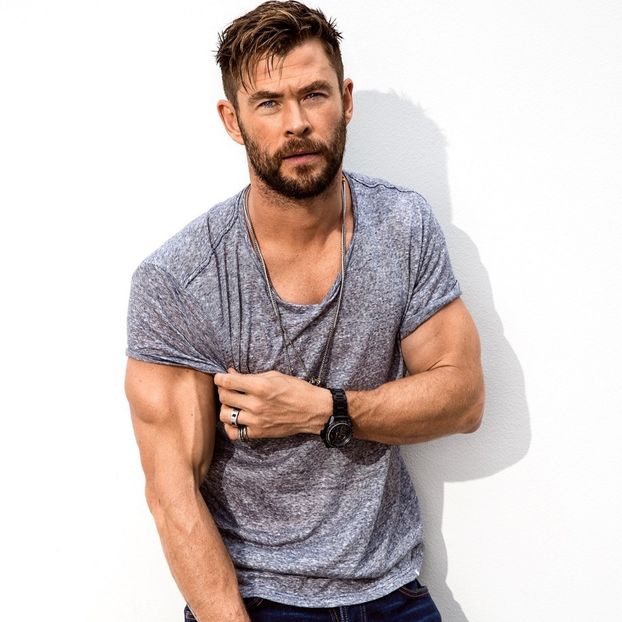 ▬ ❝Eu?! Tie dator cu un pachet de tigari? Asa ceva, never. Slabe sanse sa iti i-au eu asa ceva.❞ Se - 05x outdoor pool