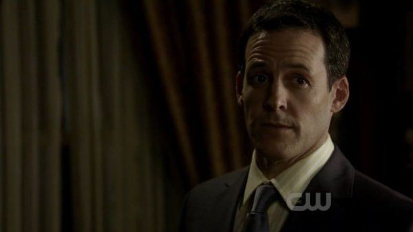 Robert Pralgo-Mayor Richard Lockwood - The vampire diaries