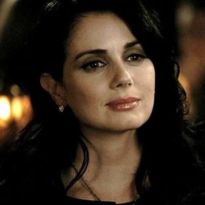 Mira Kirshner-Isobel Flemming - The vampire diaries