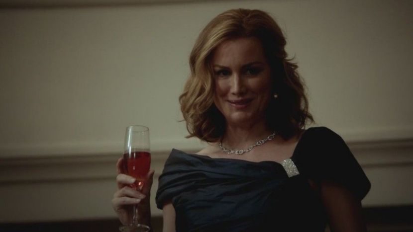 Alice Evans-Esther MIkaelson - The vampire diaries