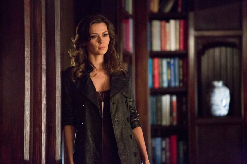Olga Fonda-Nadia Petrova - The vampire diaries