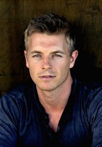 Rick Cosnett-Wesley Wes Maxfield - The vampire diaries