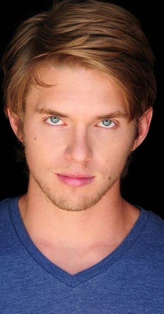 Chris Brochu-Lucas Luke Parker - The vampire diaries