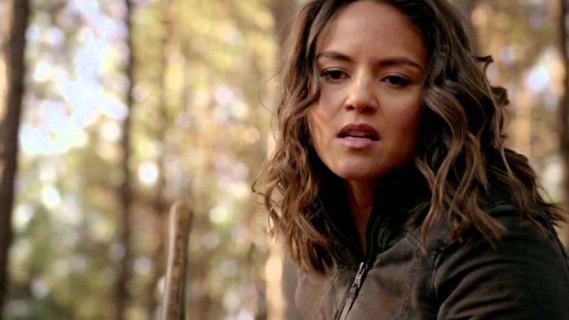 Leslie Ann Huff-Rayna Cruz - The vampire diaries