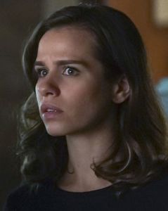 Ana Nogueira-Penny Ares - The vampire diaries