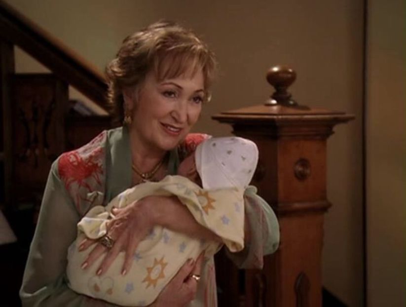 Jennifer Rhodes-Penny Halliwell - Charmed