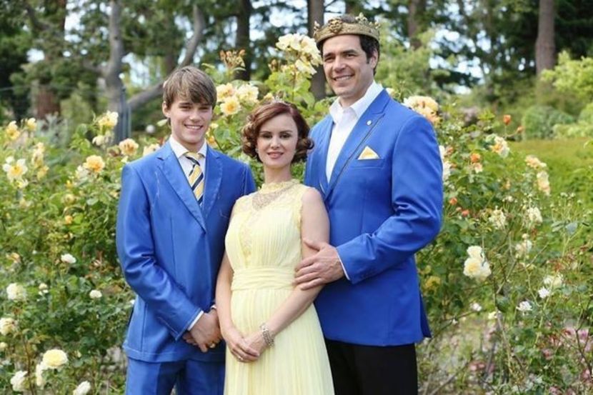 Ben,Belle,Beast - Descendants