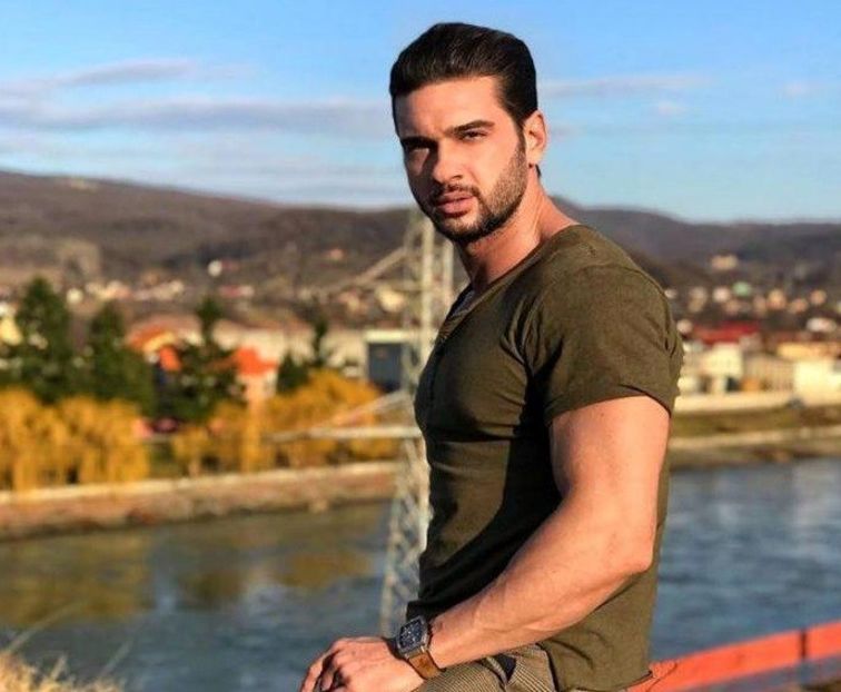 capture-20190814-122328 - 01 Dorian