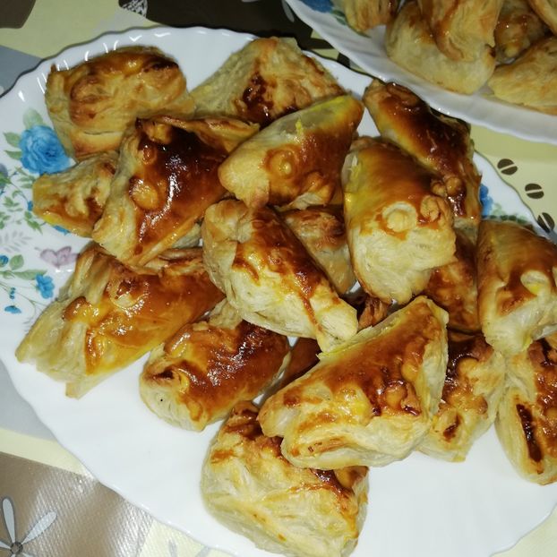  - 0- aaa - Prea ca la țară!