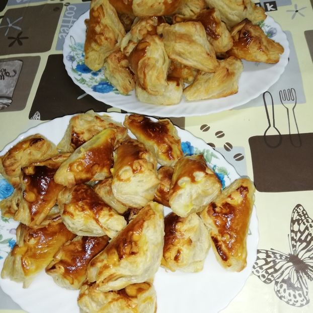  - 0- aaa - Prea ca la țară!