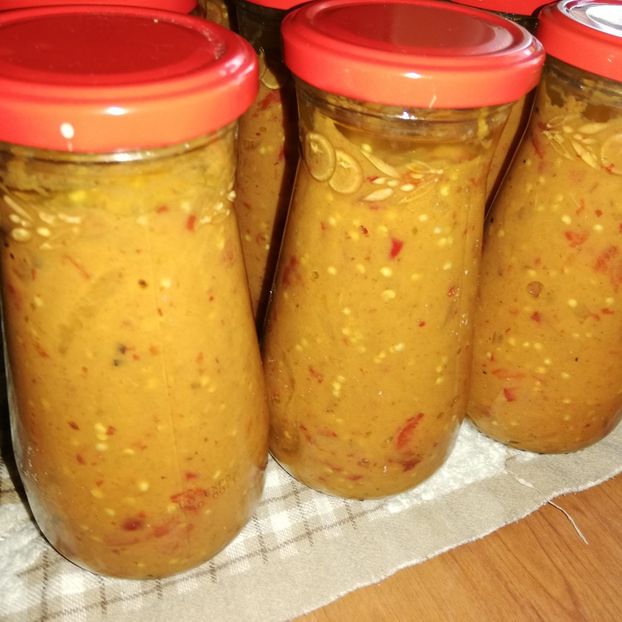  - 0- aaa - Prea ca la țară!