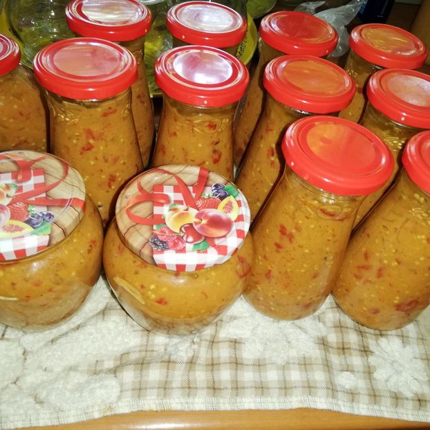  - 0- aaa - Prea ca la țară!