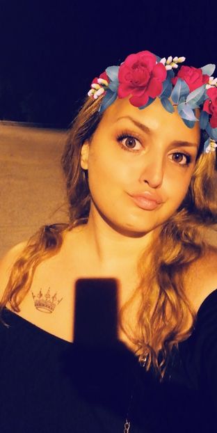 Snapchat-1491171413 - 0 - ICONIC COUPLES