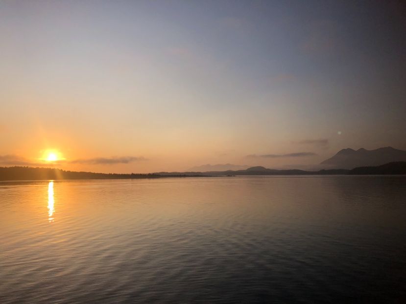 15 aug. TOFINO apus de soare - CANADA august 2019