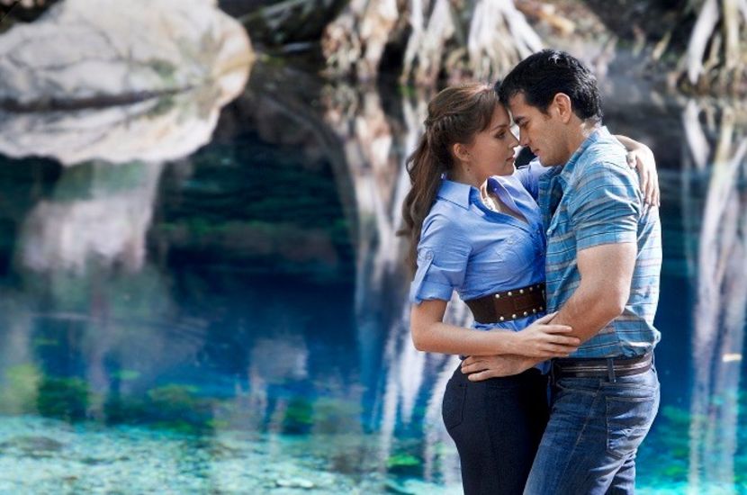 Elisa y Damian - Abismo de pasion