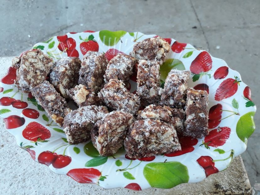 Salam de biscuiti cu cocos - Retete 1