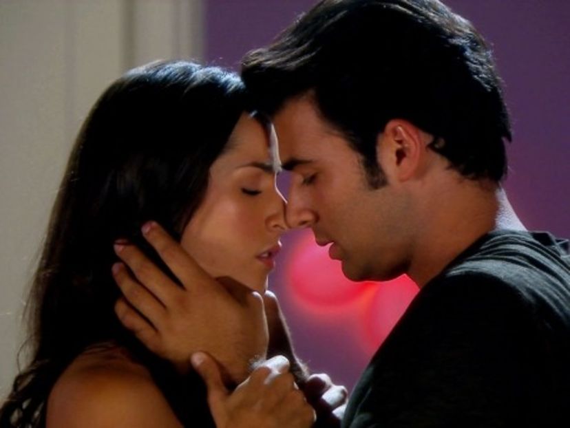 Lola y Andres - Mi corazon insiste