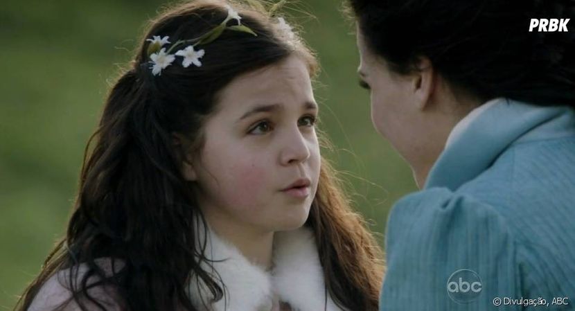 Bailee Madison-Young Snow White - Once upon a time