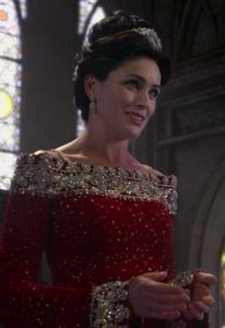 Rena Sofer-Queen Eva - Once upon a time