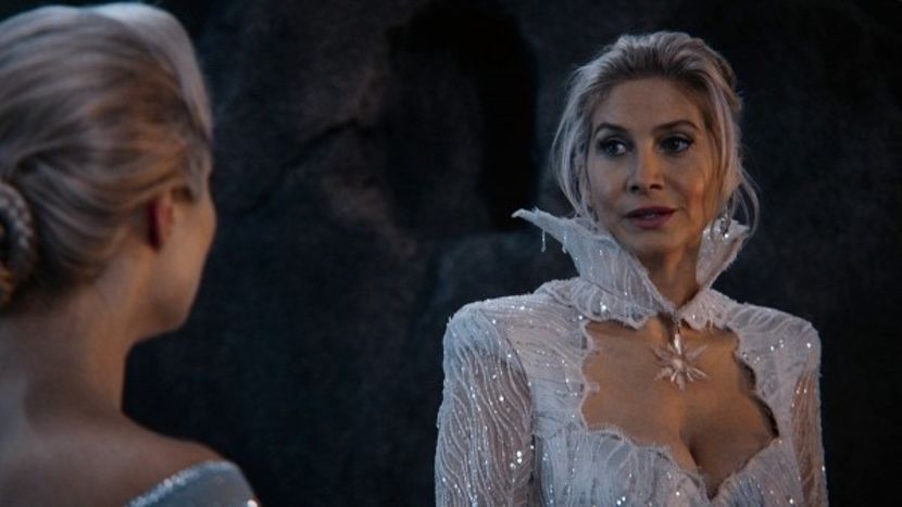 Elizabeth Mitchell-Snow Queen Sarah Fisher Ingrid - Once upon a time