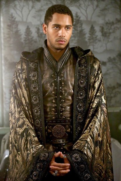 Elliot Knight-Merlin - Once upon a time