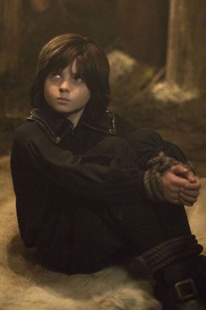 Oliver Bell-Young Killian - Once upon a time