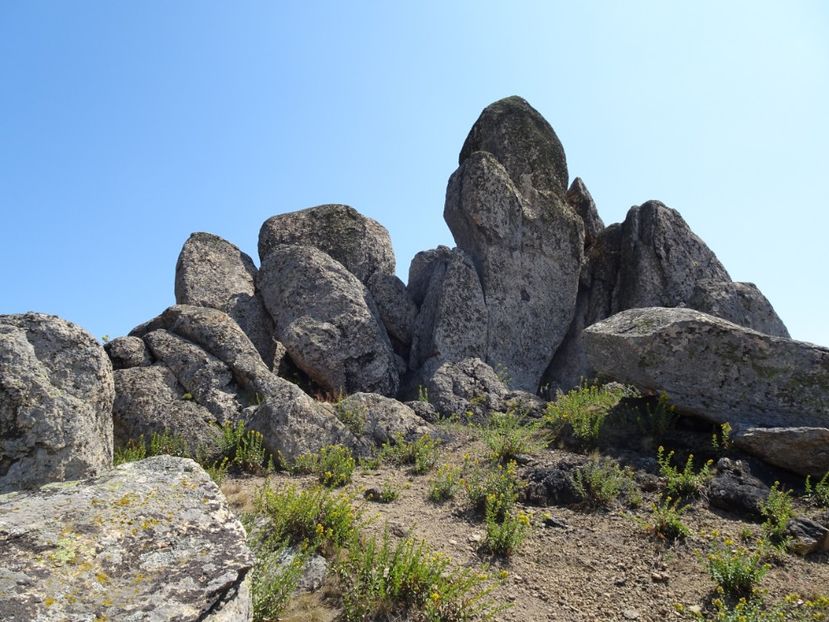  - Muntii Macin - Culmea Pricopanului