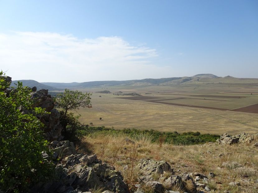  - Muntii Macin - Varful Tutuiatu