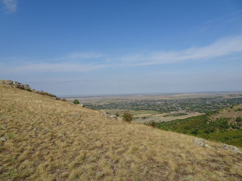  - Muntii Macin - Varful Tutuiatu