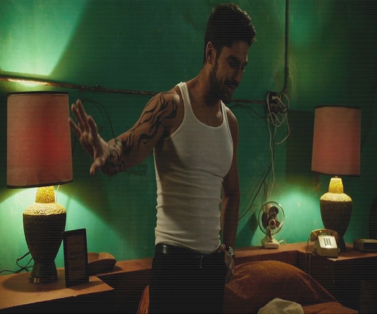 — Își dă ochii peste cap când îl aude pe Elias luându-i apărarea lui fiică-sa. ❞Potolește-ți - ep17 xOne chance nd I fcked it up