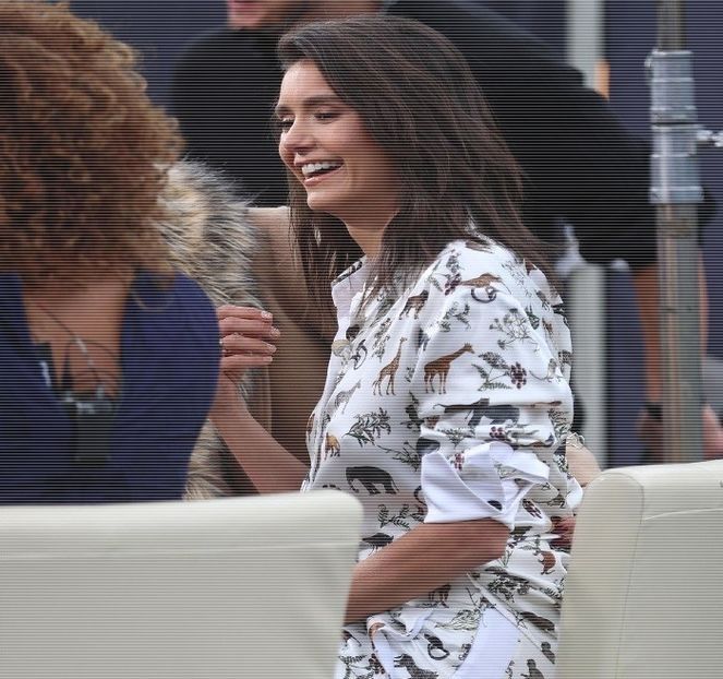 — Ii da firele de par la o parte ce ii veneau in ochi si-l priveste de sus - ep17 xOne chance nd I fcked it up